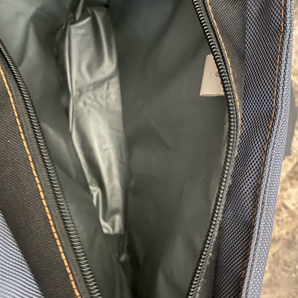 Thermos Black and Gray Insulated Tote - Picture 4 of 10